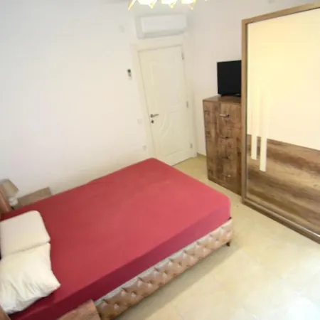 Luxury 2 Bedroom Flat 200 Meters To The Sea