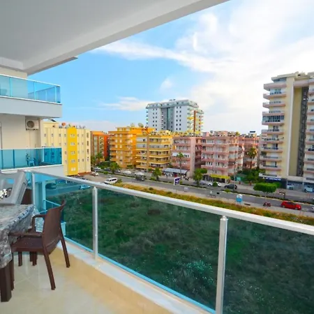 Luxury 2 Bedroom Flat 200 Meters To The Sea Holiday home Alanya