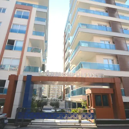 Luxury 2 Bedroom Flat 200 Meters To The Sea *